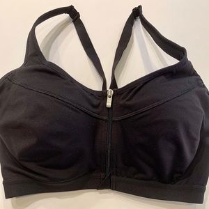 Victoria’s Secret front close sports Bra size 34DD